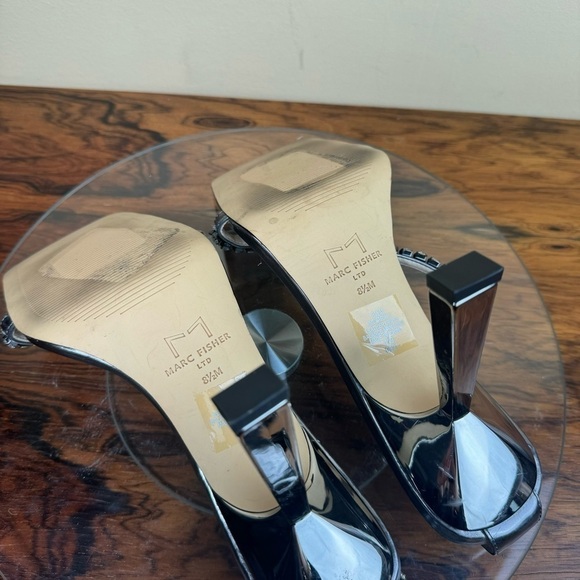 Marc Fisher Karima Ankle Strap Sandal - Picture 15 of 16